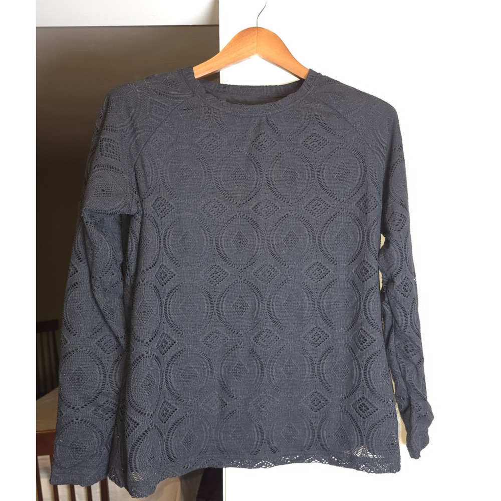 Coolibar Women’s M Black Crochet Lace Long Sleeve UPF 50 Sun Top Beach Cover